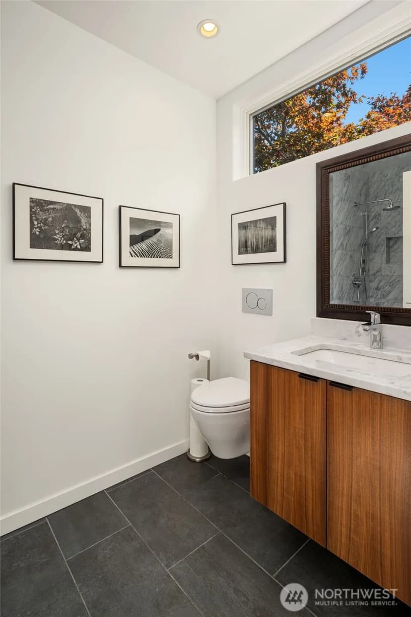 Property photo for 1512 32nd Avenue S, Seattle photo 19