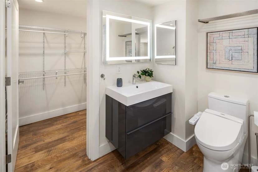 Property photo for 1512 32nd Avenue S, Seattle photo 32