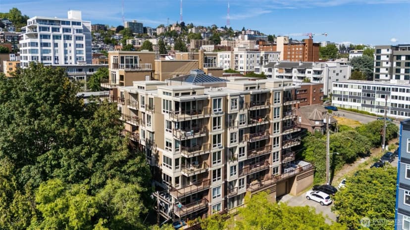Property photo for 500 Fifth Avenue W #505, Seattle photo 28