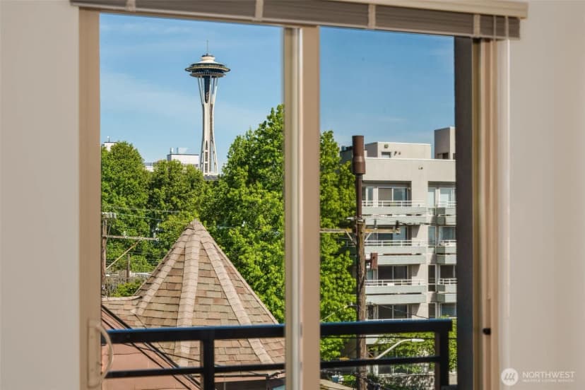 Property photo for 500 Fifth Avenue W #505, Seattle photo 19