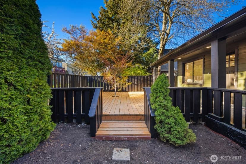 Property photo for 7132 34th Avenue Sw, Seattle photo 30
