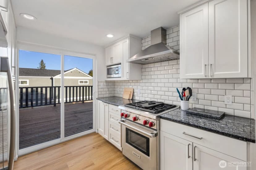 Property photo for 7132 34th Avenue Sw, Seattle photo 14