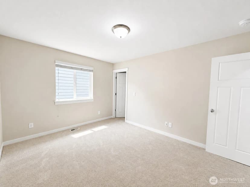 Property photo for 17602 40th Drive Se, Bothell photo 17