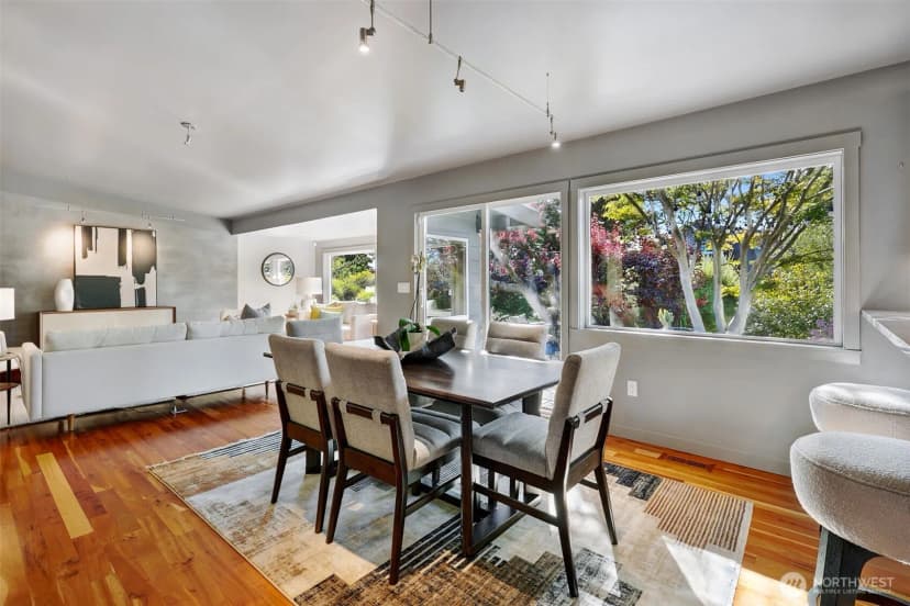 Property photo for 9822 Cherry Street, Edmonds photo 11
