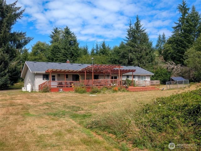Property photo for 10270 State Route 101, Raymond photo 5