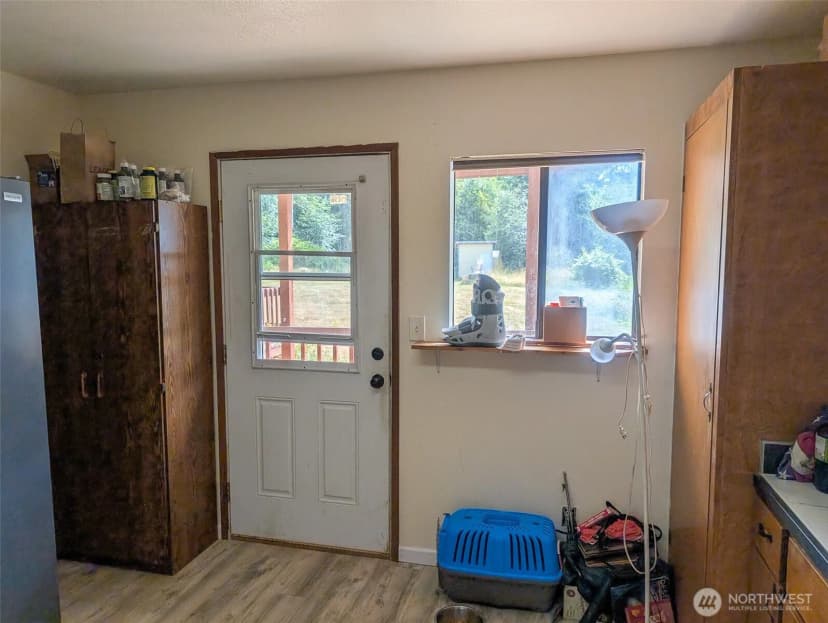 Property photo for 10270 State Route 101, Raymond photo 18