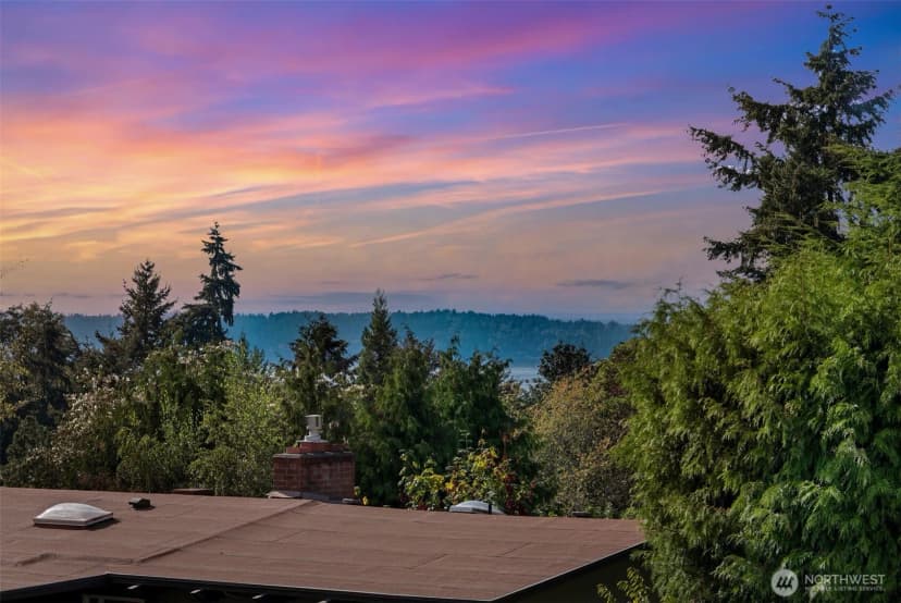Property photo for 13748 16th Avenue Sw, Burien photo 34