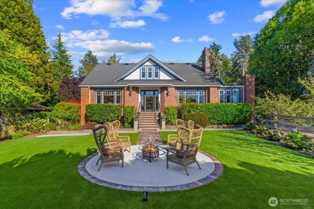 Property photo for 9819 Cherry Street, Edmonds