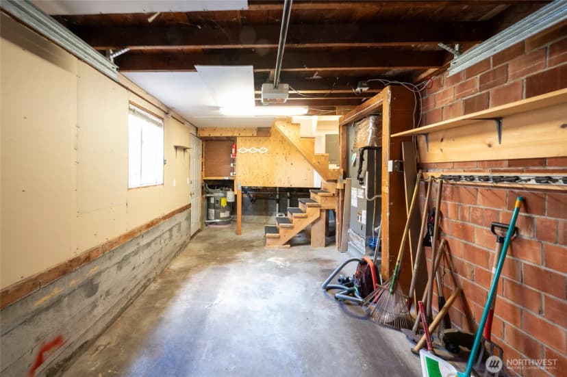 Property photo for 922 Ne 150th Street, Shoreline photo 31