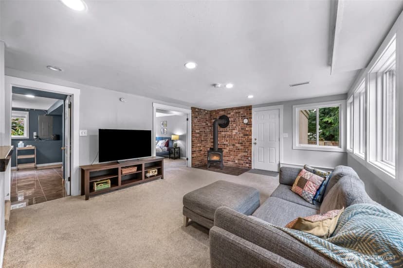Property photo for 19115 104th Avenue Ne, Bothell photo 20