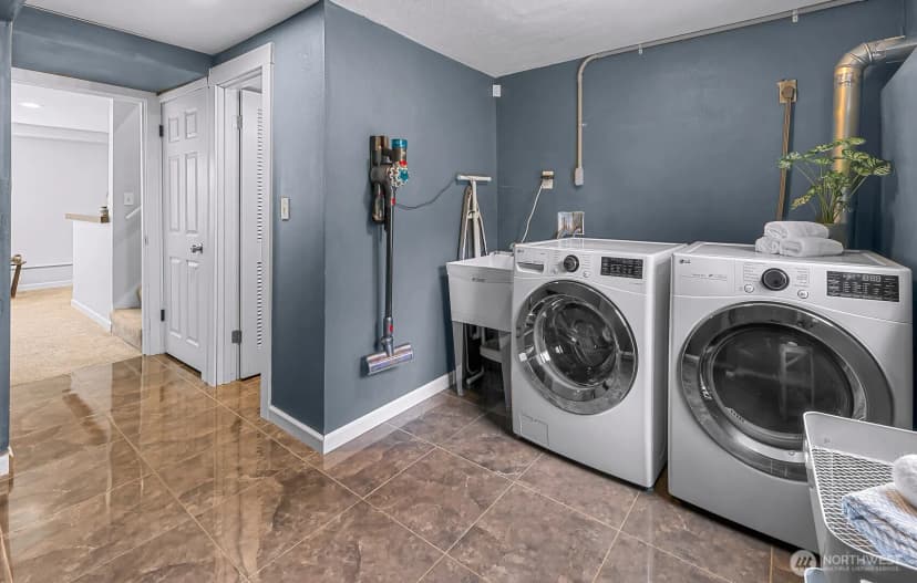 Property photo for 19115 104th Avenue Ne, Bothell photo 23