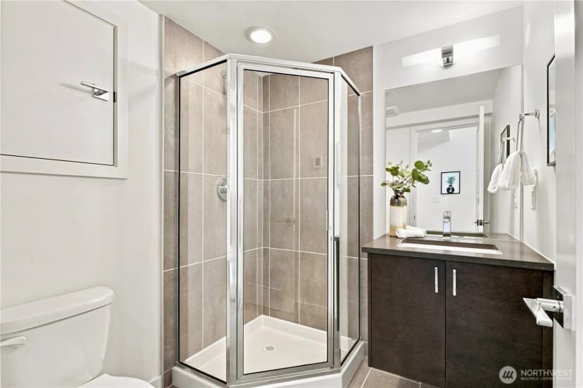 Property photo for 313 Valley Street, Seattle photo 20