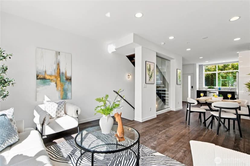 Property photo for 313 Valley Street, Seattle photo 11