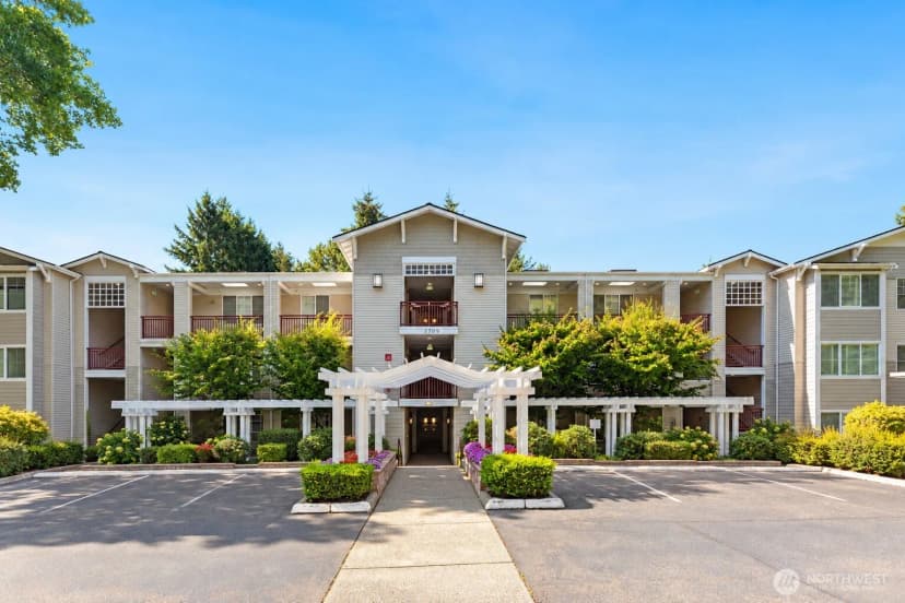 Property photo for 1709 134th Avenue Se #22, Bellevue
