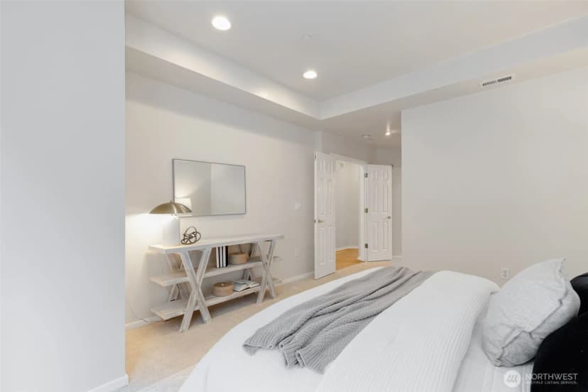 Property photo for 1709 134th Avenue Se #22, Bellevue photo 22