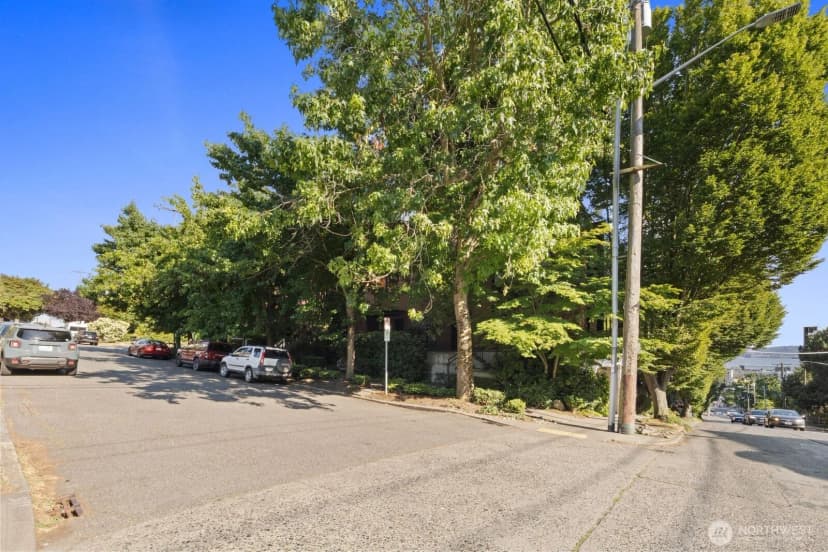Property photo for 1 Ward Street #3, Seattle photo 30