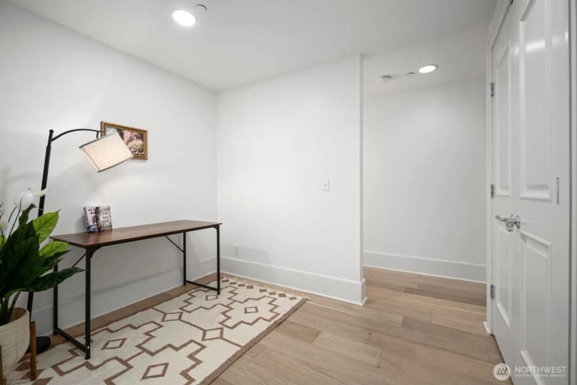 Property photo for 1 Ward Street #3, Seattle photo 2