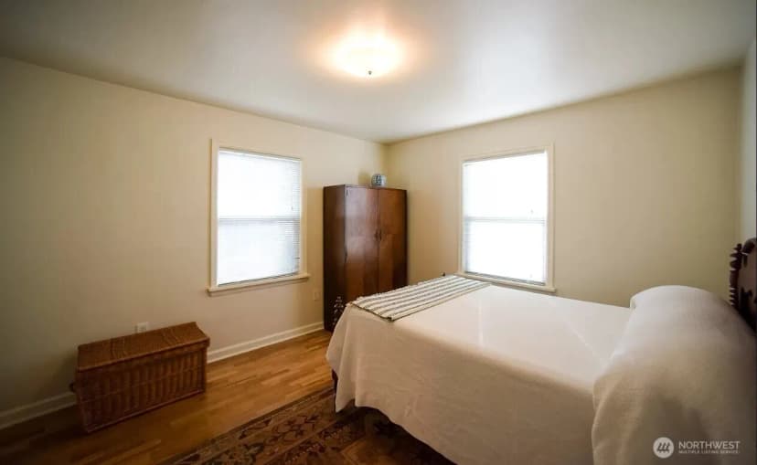 Property photo for 9202 17th Avenue Sw, Seattle photo 5
