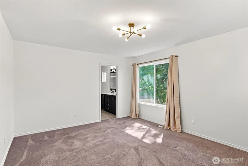 Property photo for 13329 Se 227th Place, Kent photo 15
