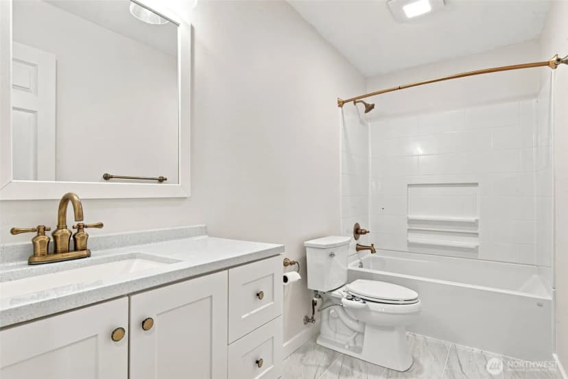 Property photo for 13329 Se 227th Place, Kent photo 25