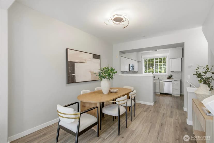 Property photo for 23120 Se Black Nugget Road #l4, Issaquah photo 24