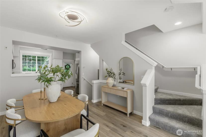 Property photo for 23120 Se Black Nugget Road #l4, Issaquah photo 25