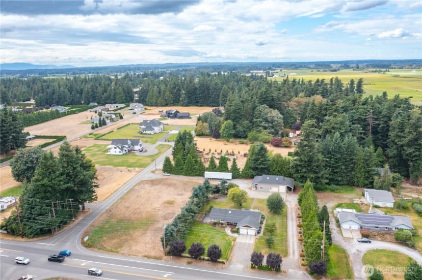 Property photo for 7511 Hannegan Road, Lynden photo 38