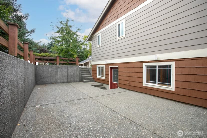 Property photo for 7511 Hannegan Road, Lynden photo 29