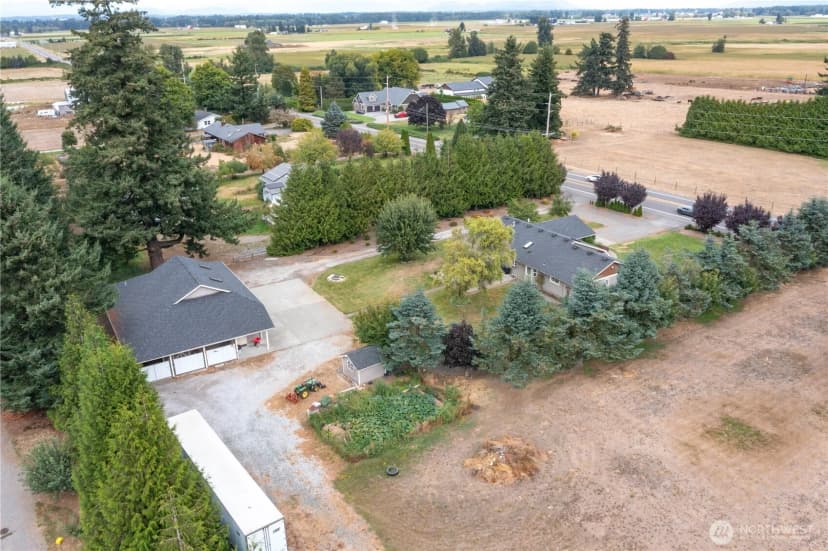 Property photo for 7511 Hannegan Road, Lynden photo 39