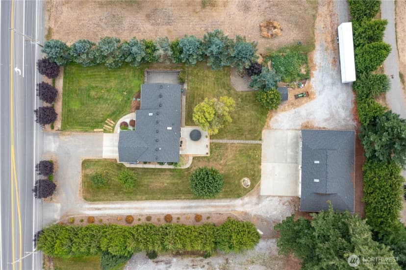 Property photo for 7511 Hannegan Road, Lynden photo 40