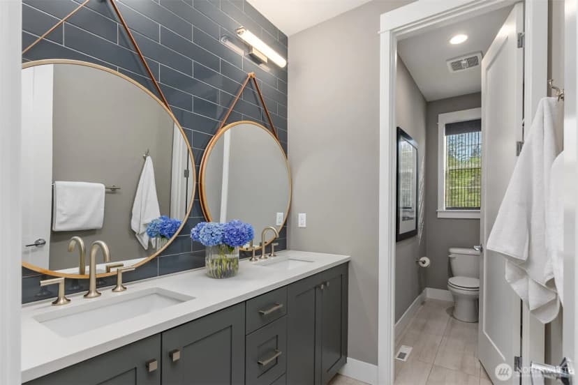 Property photo for 8777 Ne Winslow Grove Court, Bainbridge Island photo 30