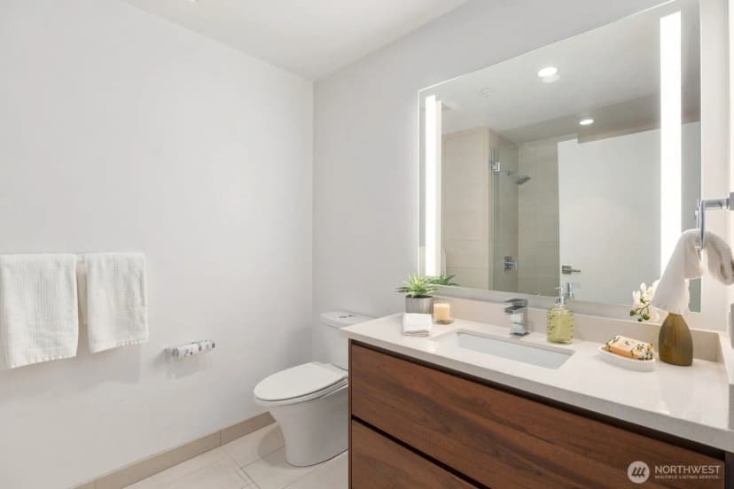 Property photo for 188 Bellevue Way Ne #1407, Bellevue photo 23