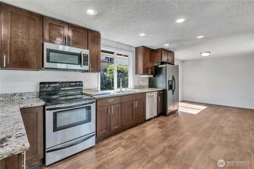 Property photo for 12405 Se 270th Street, Kent photo 13