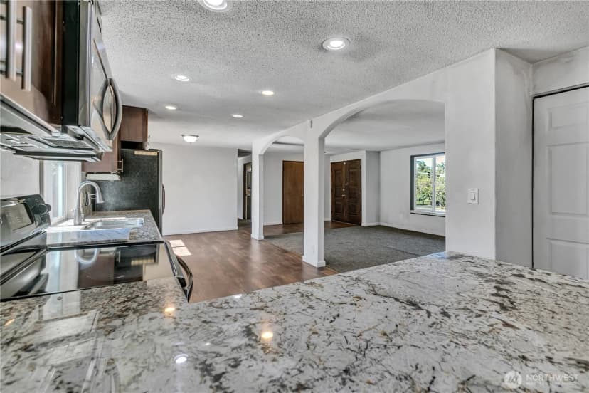 Property photo for 12405 Se 270th Street, Kent photo 14