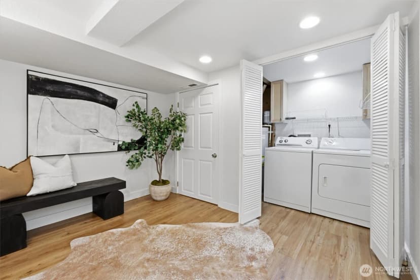 Property photo for 626 W Emerson Street, Seattle photo 17