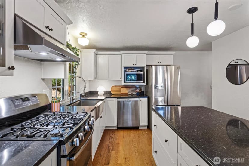 Property photo for 15850 Sandy Hook Road Ne, Poulsbo photo 10