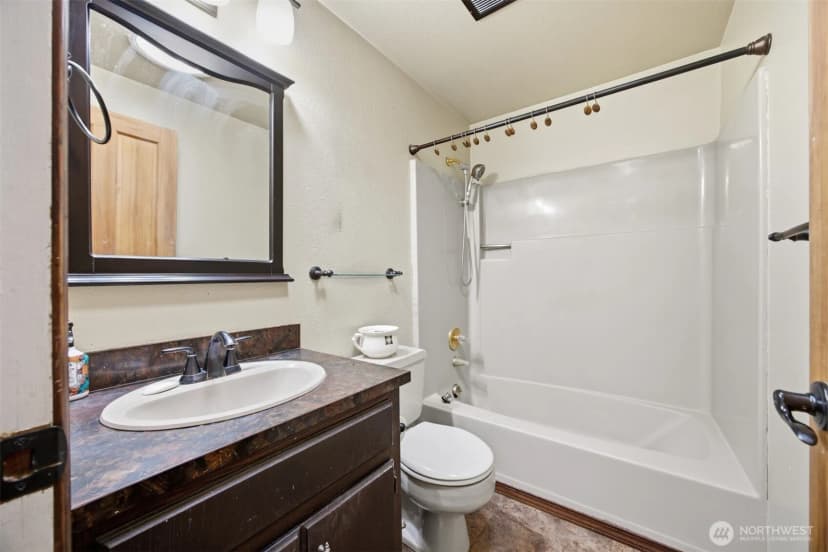 Property photo for 2816 26th Street, Bellingham photo 34