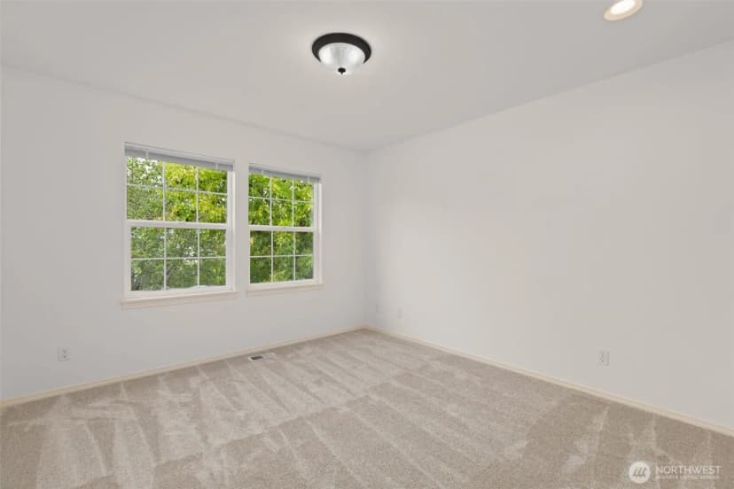Property photo for 18727 33rd Avenue Se, Bothell photo 27