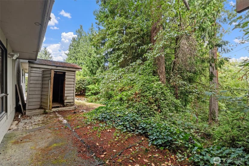 Property photo for 3322 102nd Avenue Ne, Bellevue photo 33