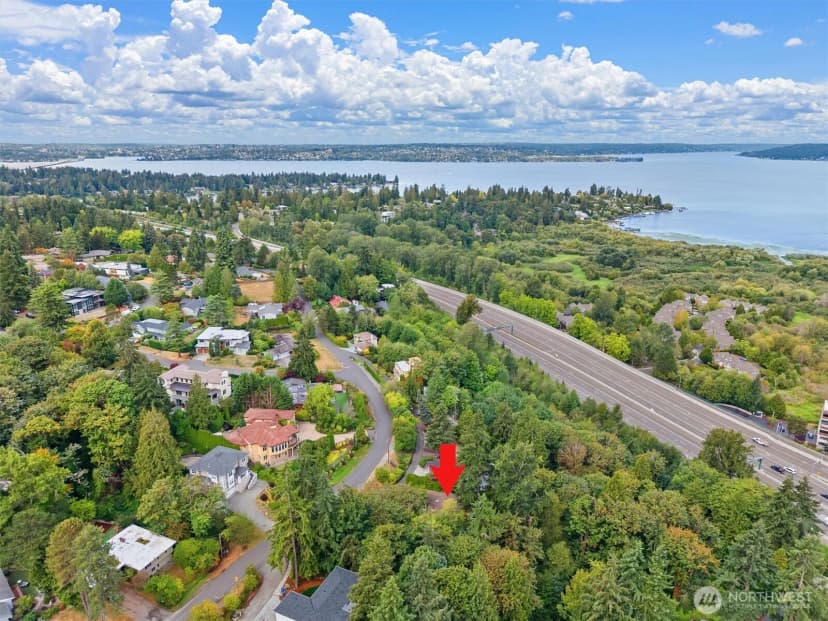 Property photo for 3322 102nd Avenue Ne, Bellevue photo 39