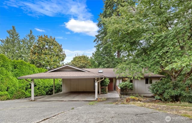 Property photo for 3322 102nd Avenue Ne, Bellevue