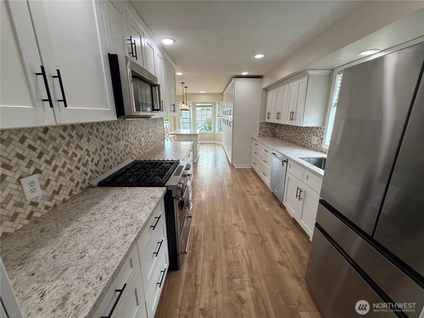 Property photo for 2557 Lakeridge Drive, Ferndale photo 16