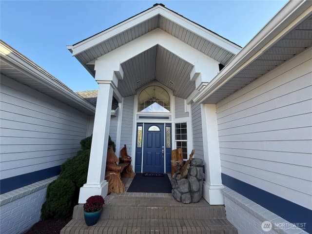 Property photo for 2557 Lakeridge Drive, Ferndale photo 3