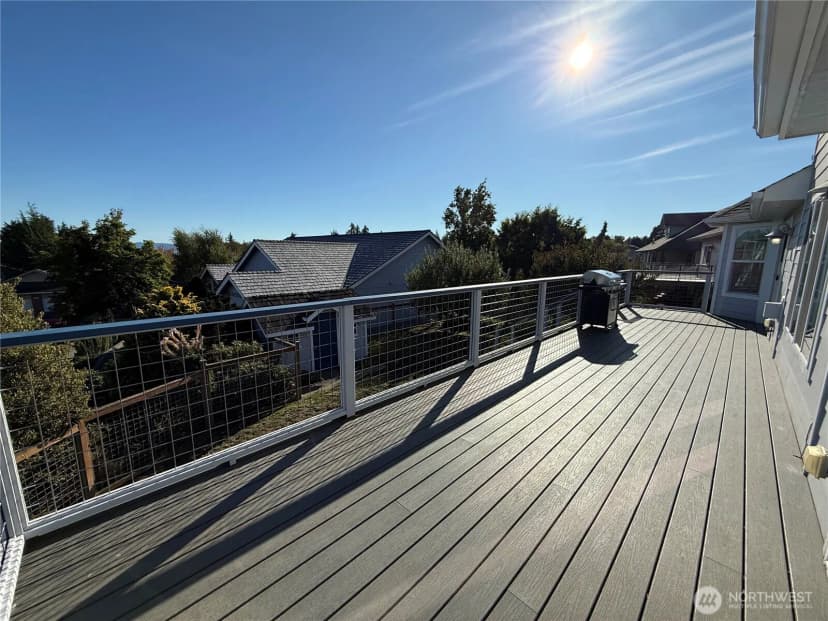 Property photo for 2557 Lakeridge Drive, Ferndale photo 10