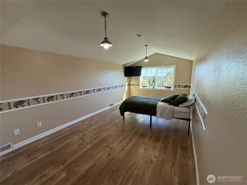 Property photo for 2557 Lakeridge Drive, Ferndale photo 13