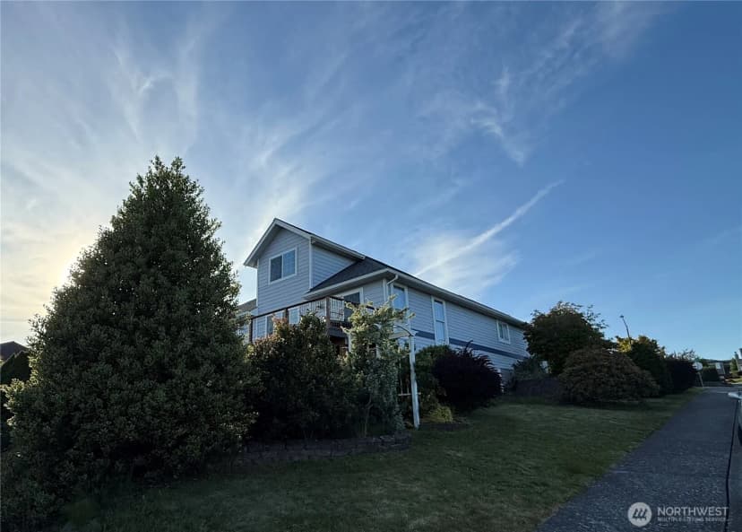 Property photo for 2557 Lakeridge Drive, Ferndale photo 36