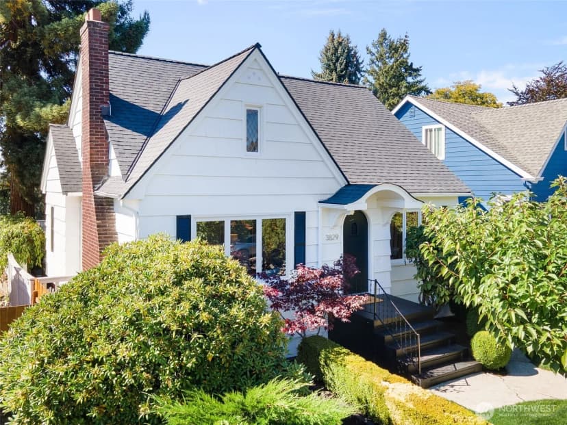 Property photo for 3829 45th Avenue Sw, Seattle photo 37