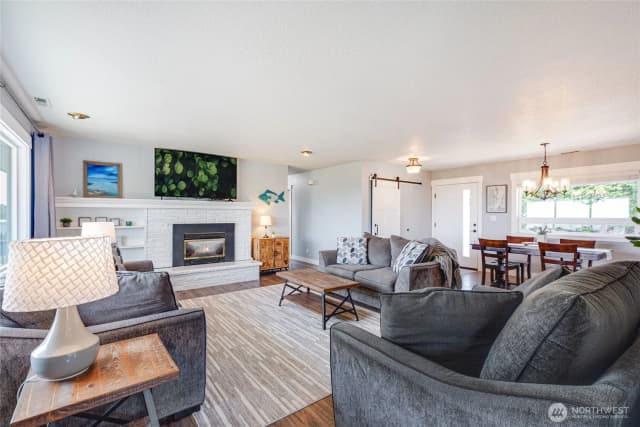 Property photo for 6116 Vista Drive, Ferndale photo 5