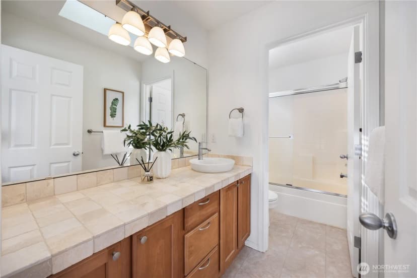 Property photo for 5125 Ne 5th Street, Renton photo 18