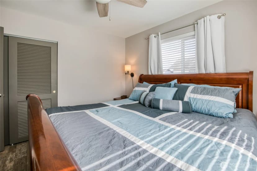 Property photo for 218 B Street, Cosmopolis photo 19